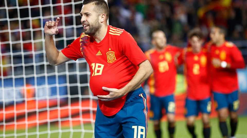Jordi Alba celebra un gol durante el España-Costa Rica de Málaga