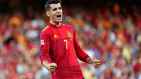 Álvaro Morata celebra su último gol con España