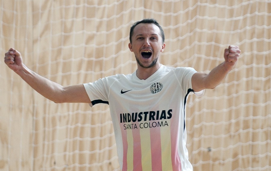 Cuanto Cobra Un Jugador De Primera Rfef