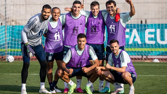 El equipo morado se convierte en el más goleador del entrenamiento de la Selección