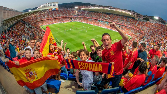 Estadio de La Rosaleda durante los instantes el España-República Checa